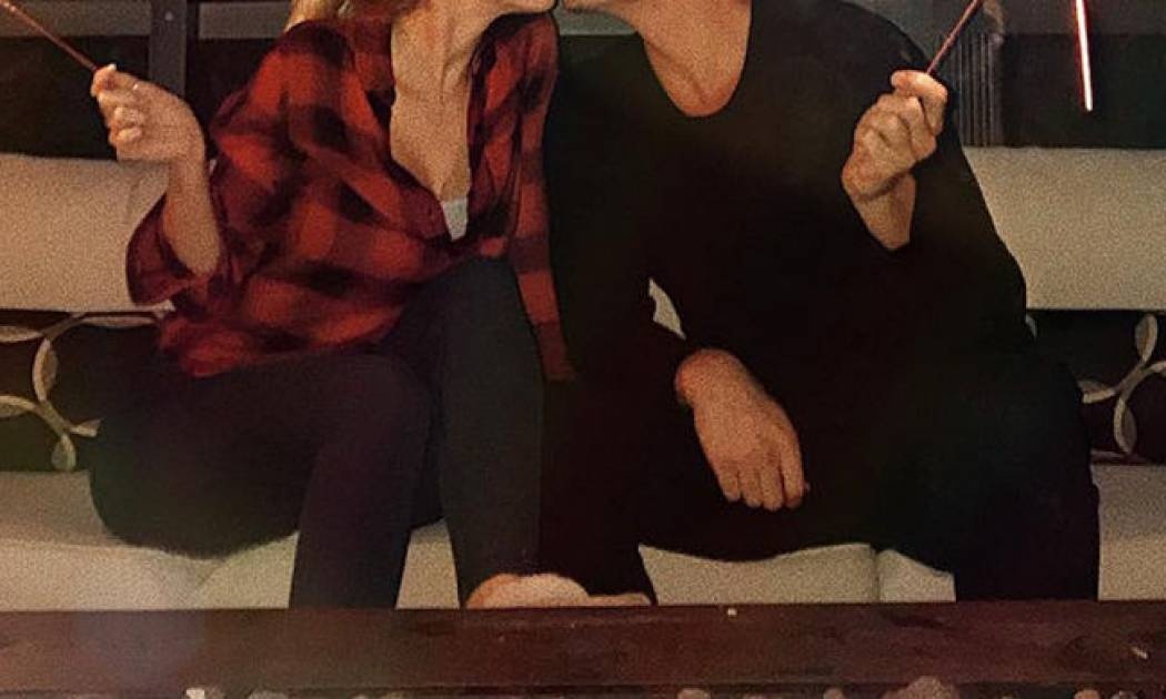 Παντρεύτηκαν! Επτά μήνες μετά τη γέννηση του γιου τους ανέβηκαν τα σκαλιά της εκκλησίας