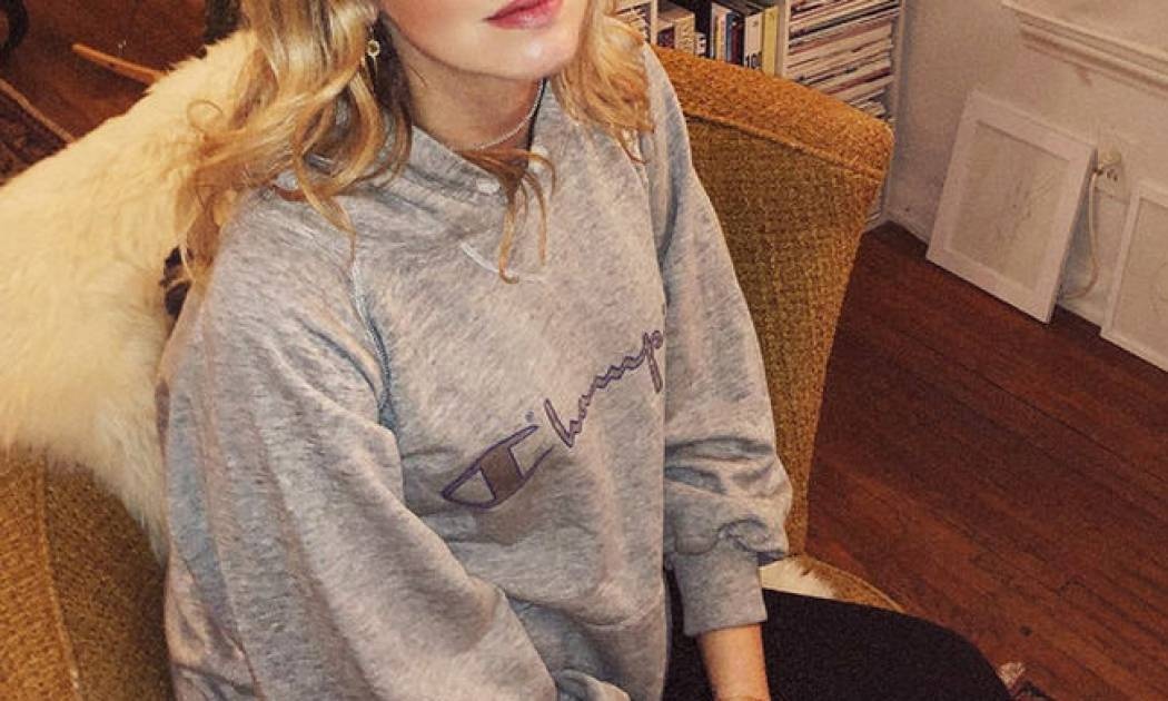 «Γεννάω 7 Απριλίου» η αποκάλυψη και οι λεπτομέρειες για τη γέννηση του γιου της