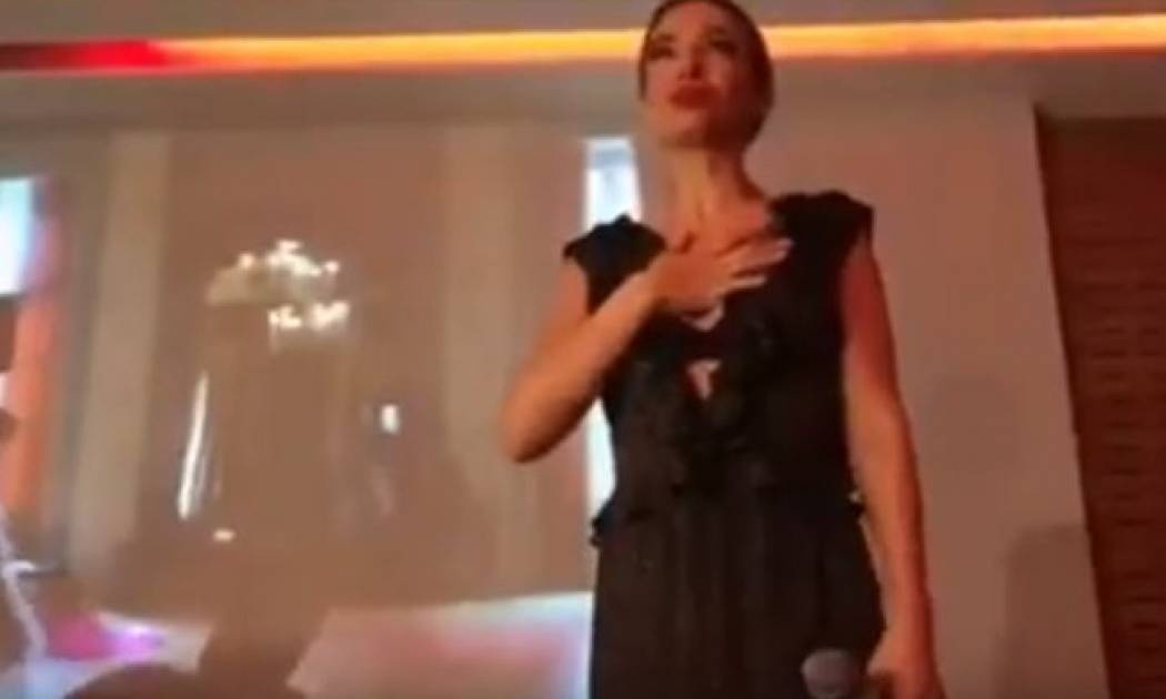 Γενέθλια για τη Φουρέιρα στην Κύπρο - Η έκπληξη που τη συγκίνησε και το πάρτι που ακολούθησε!