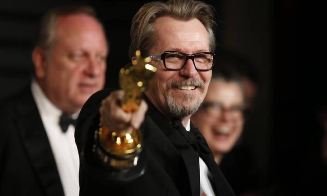 Οι κατηγορίες της πρώην συζύγου του Όλντμαν και η αποκάλυψη του γιου τους