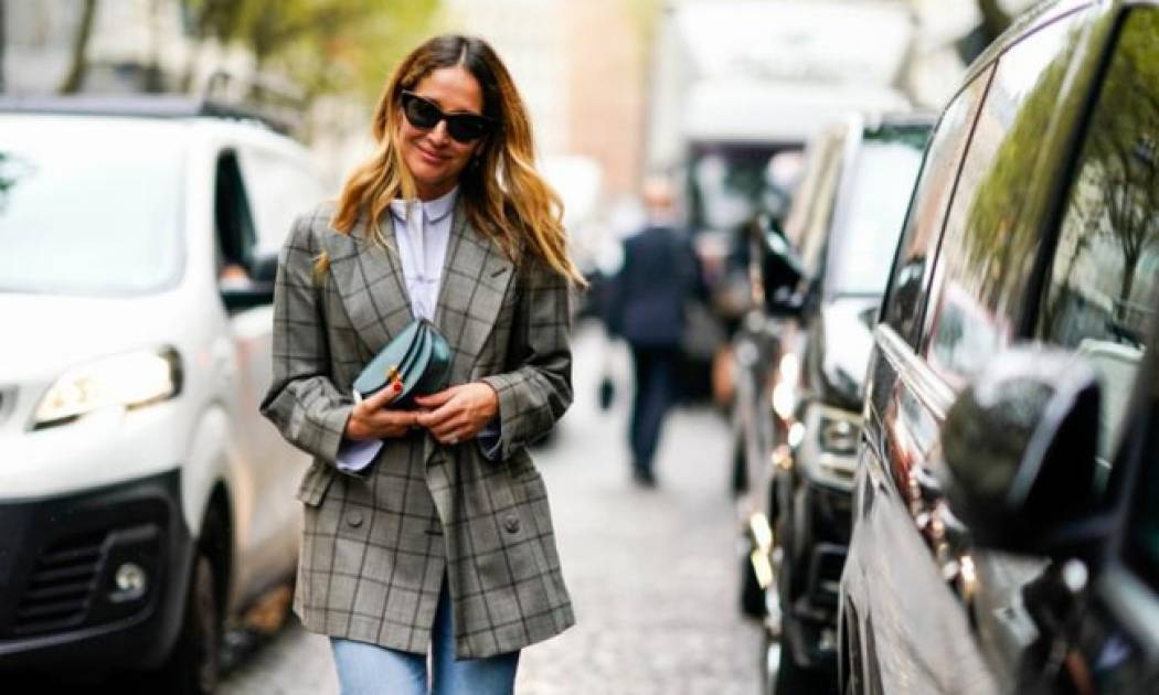 Long Blazer: Πώς να το φορέσεις και να δείχνει κομψό