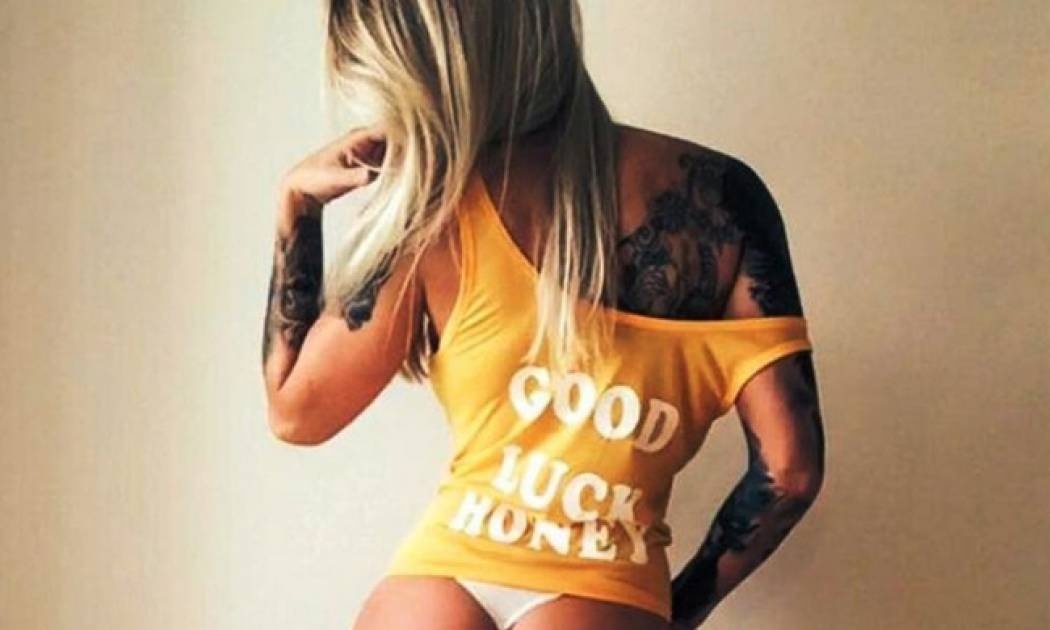 Η Νατάσα έχει τα καλύτερα οπίσθια (photos)