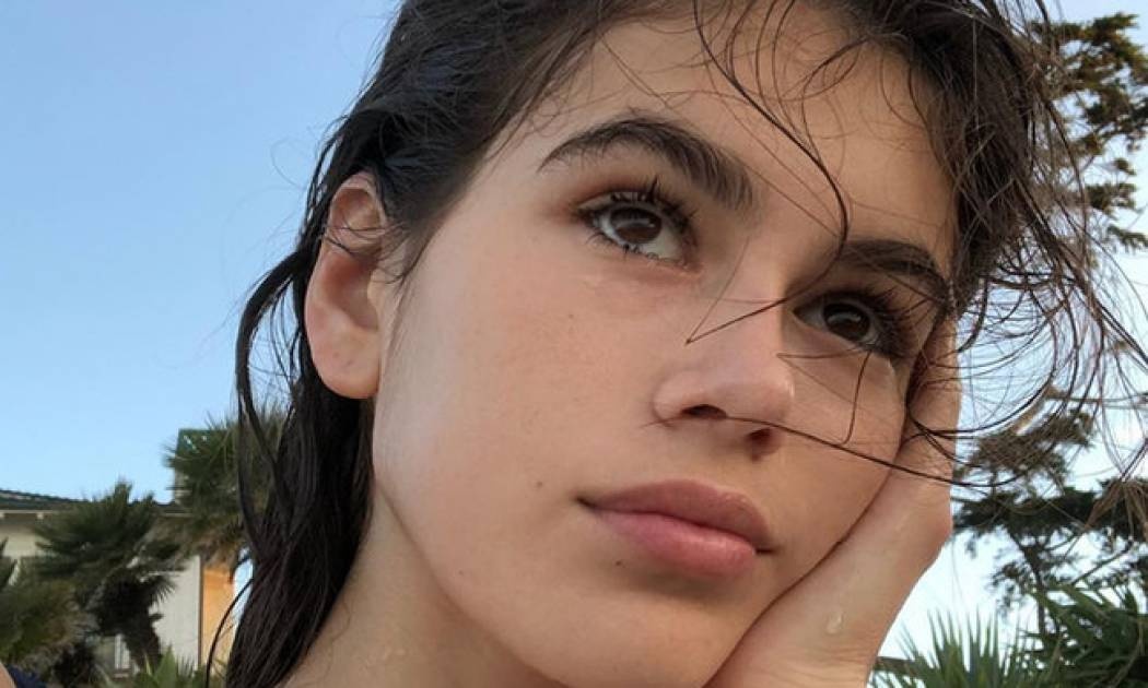 Η Kaia Gerber φόρεσε το πιο it μαγιό της φετινής σεζόν