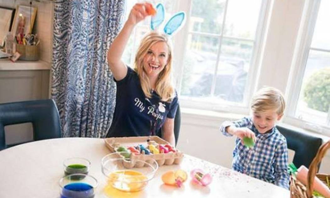 Δείτε πώς πέρασαν οι διάσημοι το Πάσχα των Καθολικών (pics)