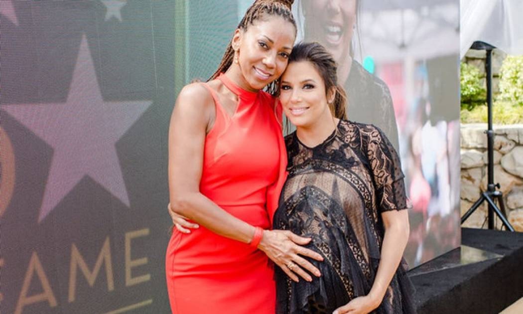 Κοντεύει να «εκραγεί»! Η Eva Longoria σε λίγες ημέρες γεννάει και η κοιλιά της είναι πια κάπως έτσι