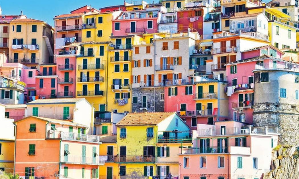 Περιήγηση στις πολύχρωμες γειτονιές του κόσμου