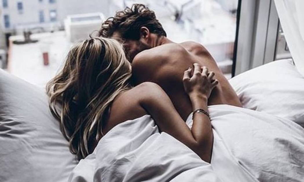 Στοματικό σεξ: 5 λόγοι για τους οποίους λατρεύει να το κάνει