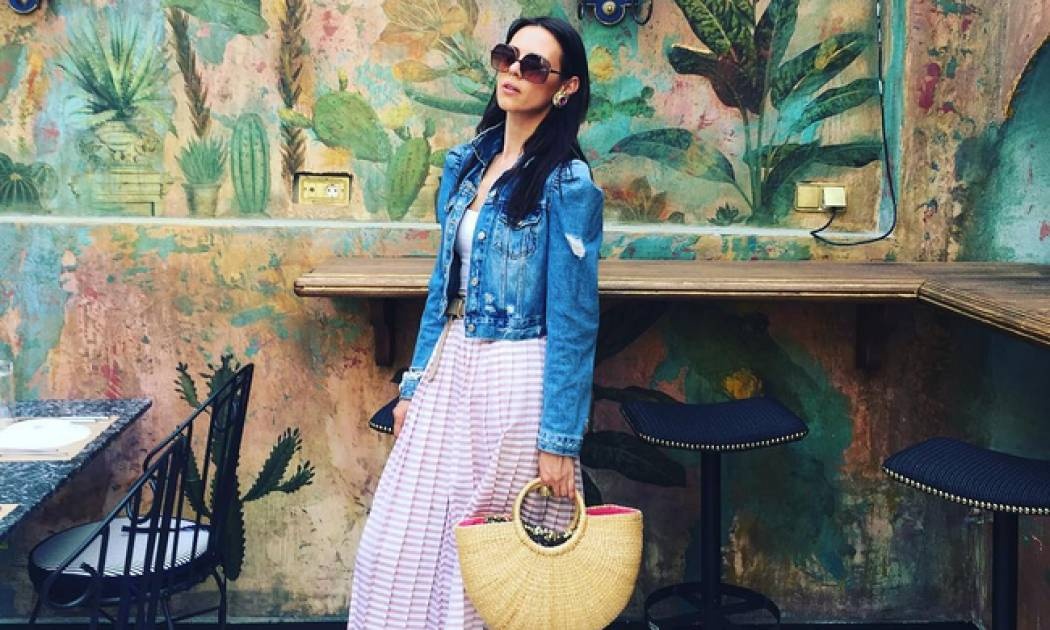 Σπάνια φωτογραφία: Η Ραμόνα Βλαντή με τις δυο κόρες της