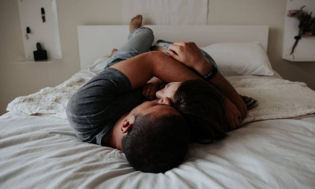 Πόνος στο σεξ: 7 πιθανές αιτίες που πρέπει να γνωρίζετε