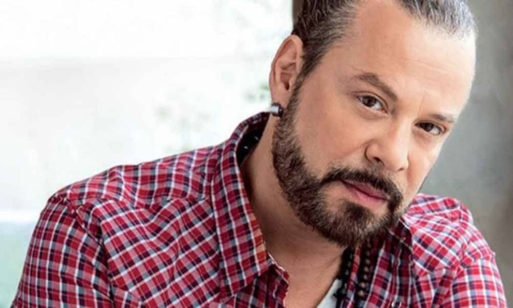 Ποιος λέει: «Ο Δάντης είναι καταξιωμένος και δεν χρειάζεται να κριθεί από ένα μόνο τραγούδι»;