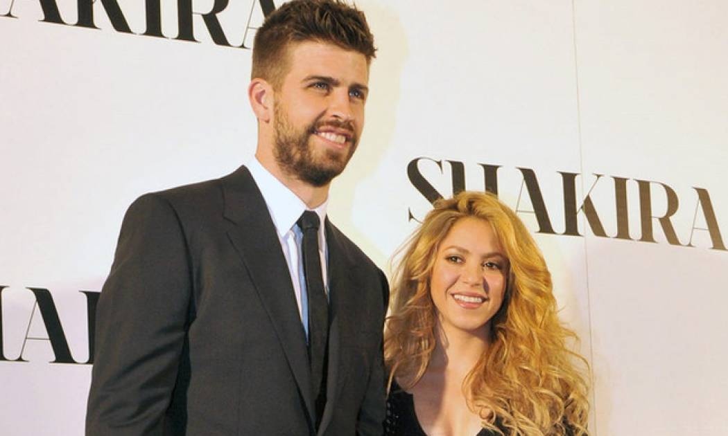 O Πικέ τραβάει βίντεο και η Σακίρα... χτενίζεται! (vid)