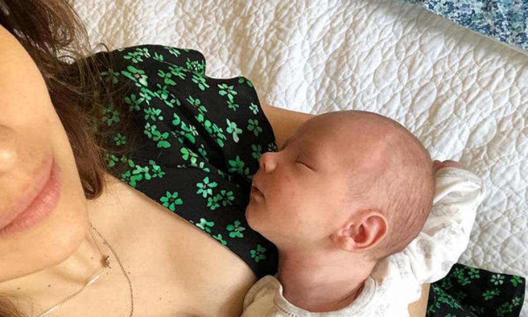 Η διάσημη μαμά λιώνει στη γυμναστική 15 μέρες μετά τη γέννηση του γιου της (vid)