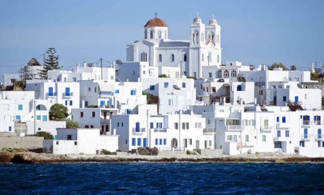 Η κυκλαδίτικη απλότητα της Πάρου είναι must