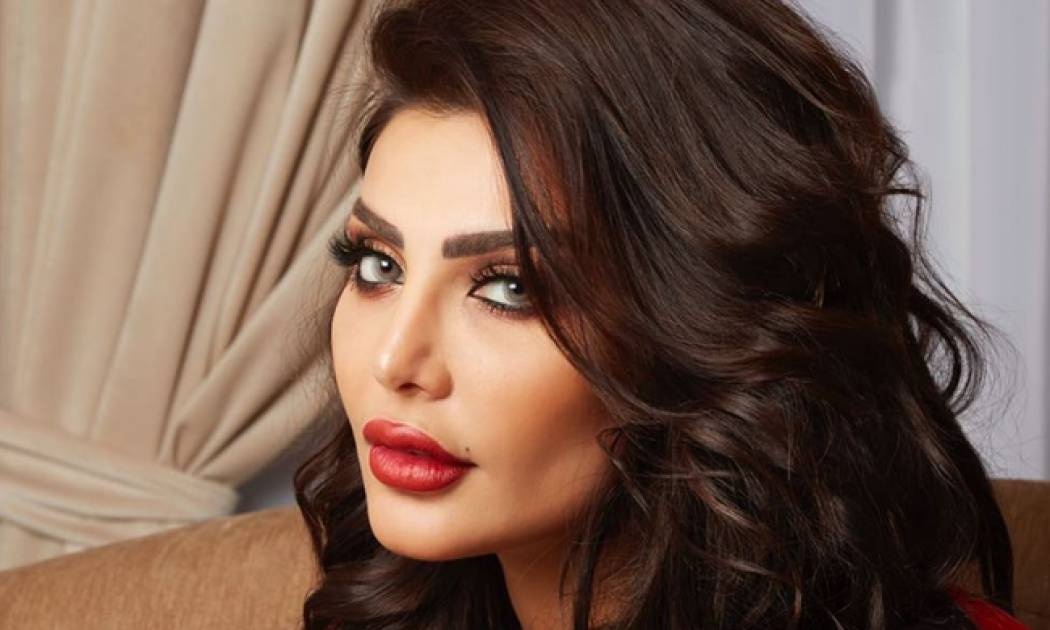 Συνέβη και αυτό: Παρουσιάστρια απολύθηκε στον αέρα της εκπομπής της για το προκλητικό ντύσιμό της!