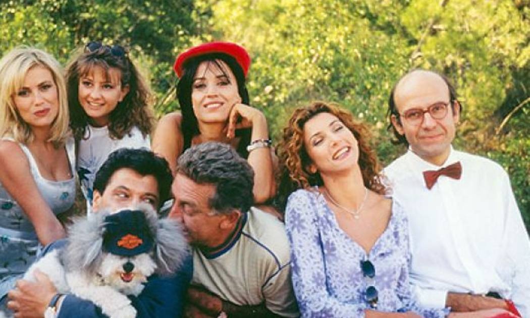 Και οι παντρεμένοι έχουν ψυχή: Ο Γιάννης φλερτάρει τη Μπέτυ