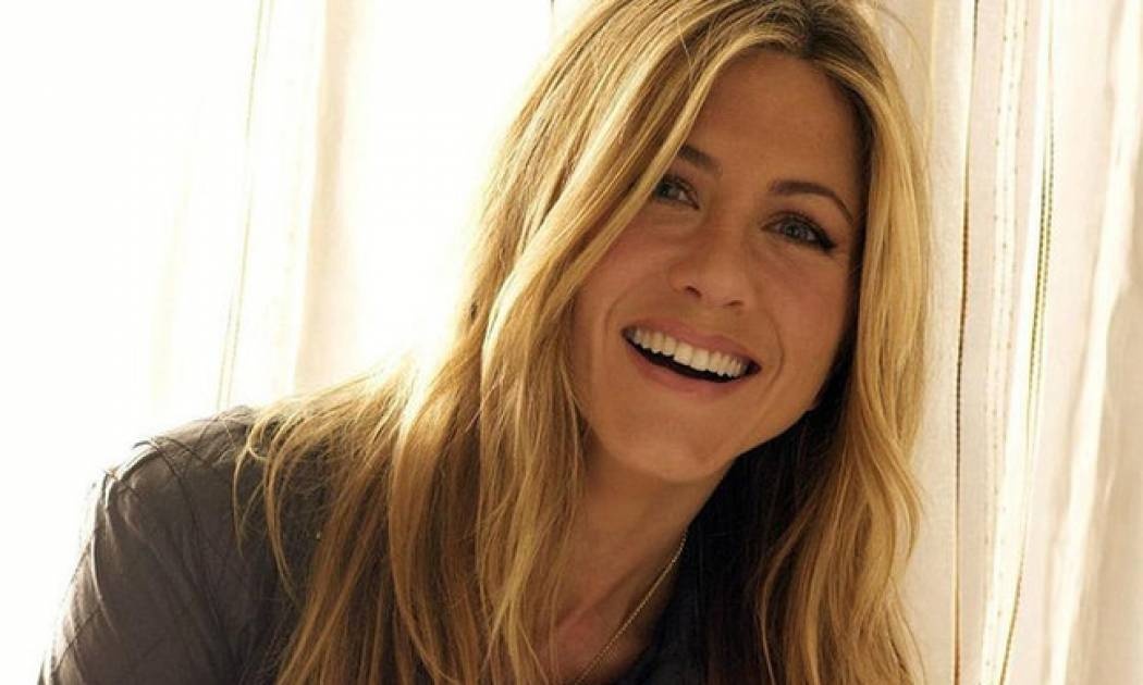 Η Jennifer Aniston φλερτάρει ξανά και οι λεπτομέρειες θα σε ξαφνιάσουν!