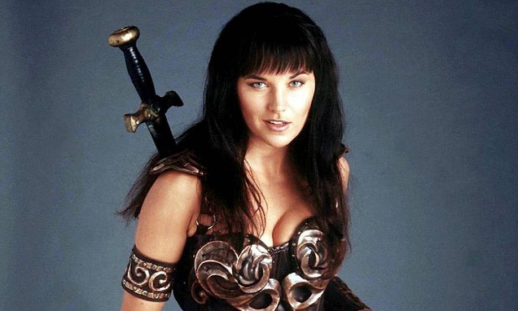 Η τηλεοπτική "Ζήνα" έγινε 50 ετών. Δείτε πώς είναι σήμερα η Lucy Lawless