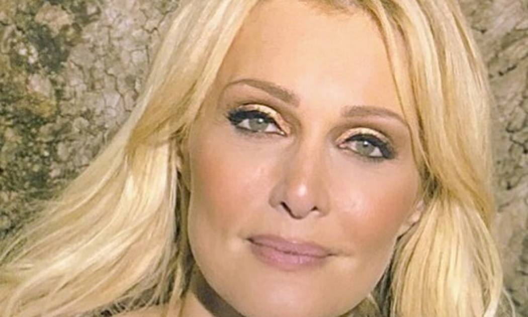 Νατάσα Θεοδωρίδου: Η κόρη της αποφοίτησε και της στέλνει το δικό της μήνυμα