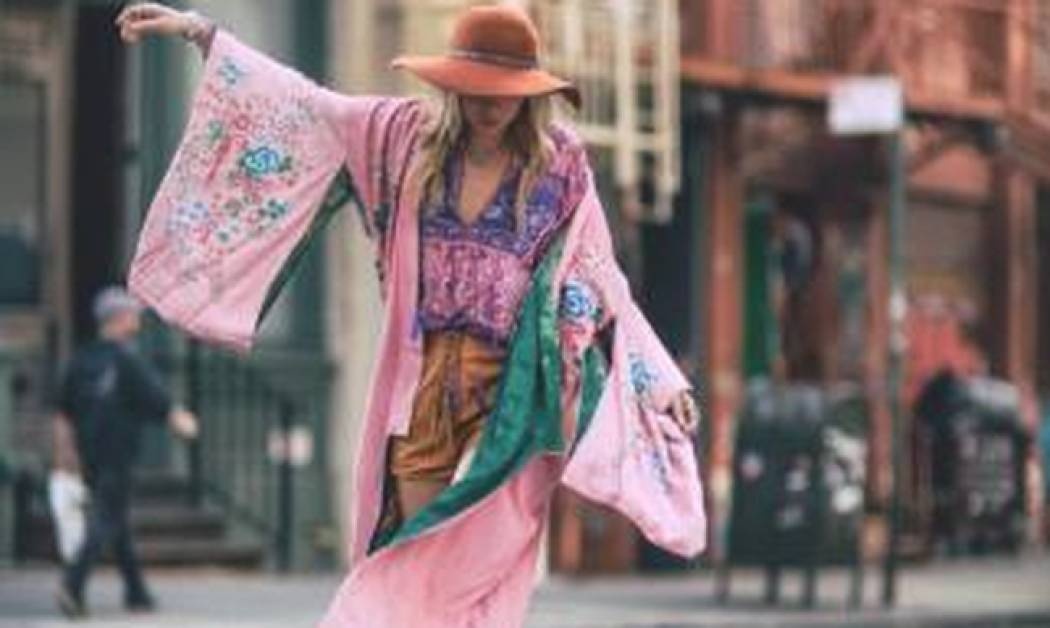 Style inspo: Οι boho πινελιές στο summer look και πώς να τις υιοθετήσεις