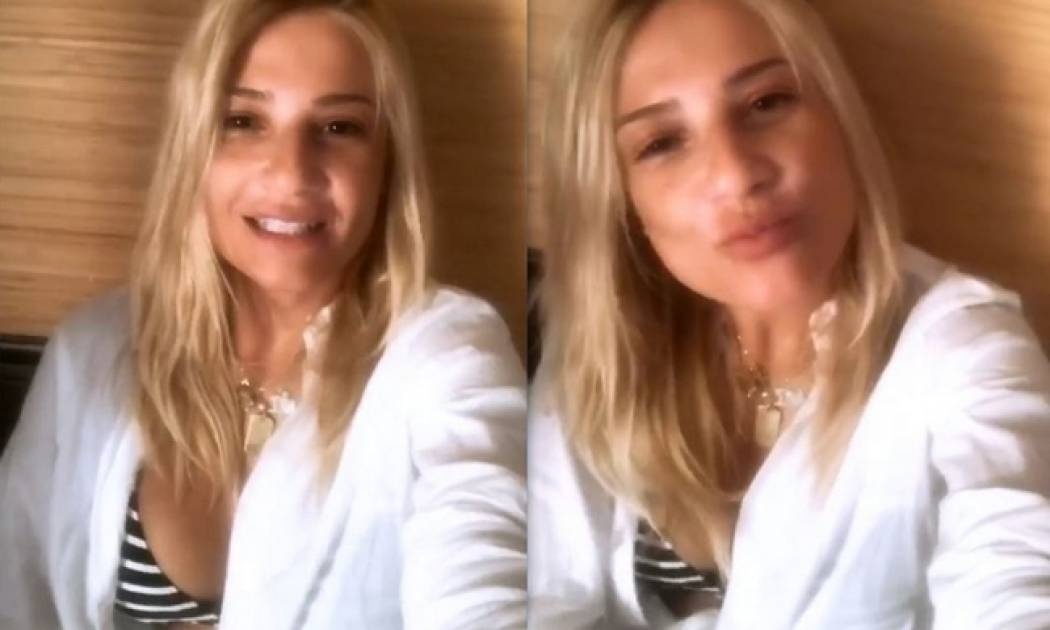 Φαίη Σκορδά: Αμακιγιάριστη μετά τις βουτιές της έστειλε μήνυμα στις διαδικτυακές της φίλες