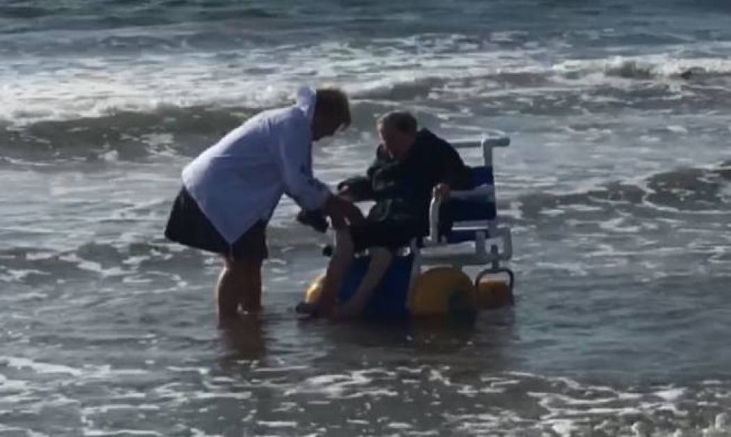 Όταν εκπληρώνεις ένα όνειρο ζωής στα... 90 σου χρόνια