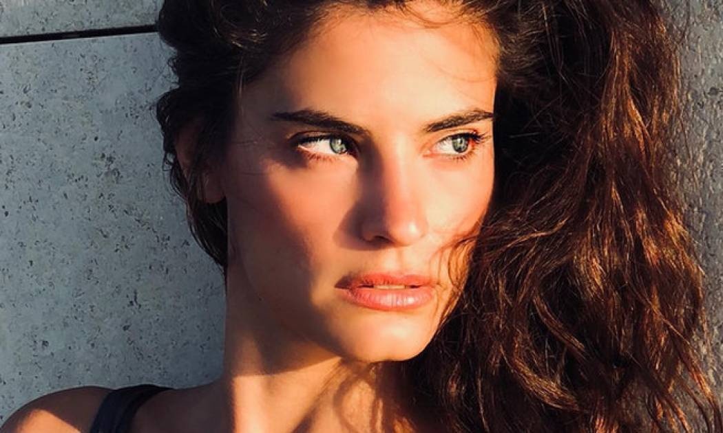 Η Χριστίνα Μπόμπα μας συστήνει για πρώτη φορά τον μπαμπά της