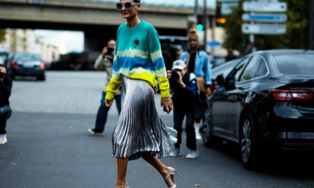 Pleated Skirt: Το δυναμικό comeback της και στιλάτοι τρόποι να τη συνδυάσεις