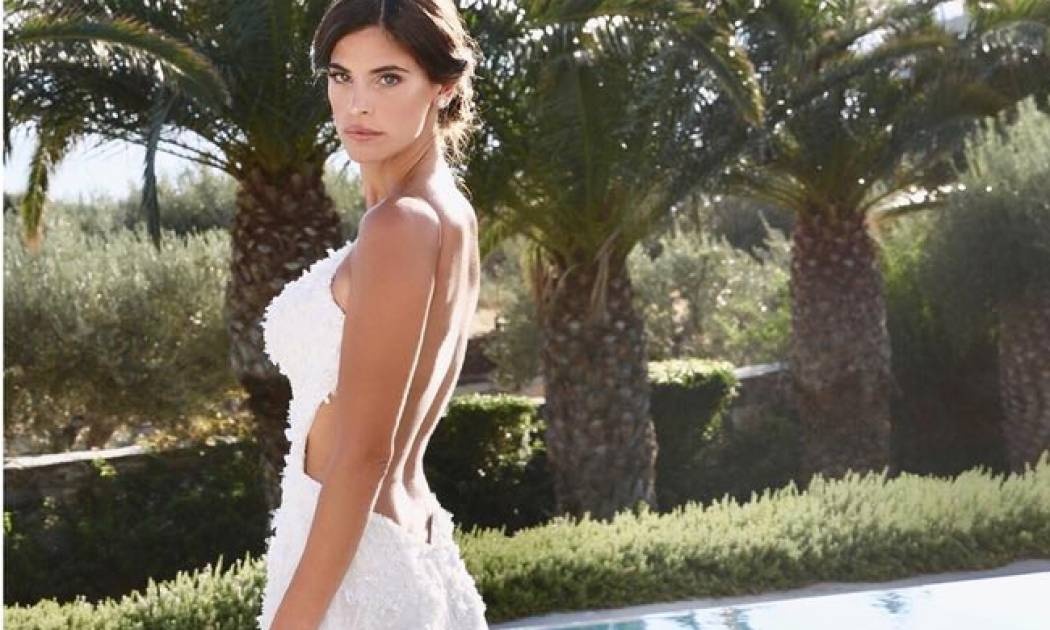 Χριστίνα Μπόμπα: Η οικογενειακή φωτογραφία από τον γάμο της