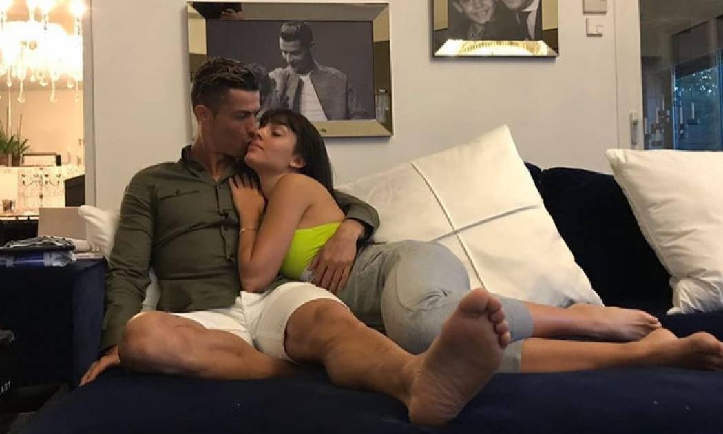 Κριστιάνο Ρονάλντο - Τζορτζίνα Ροντρίγκεθ: Αυτό είναι το τρίτο πρόσωπο στη σχέση τους (pics)