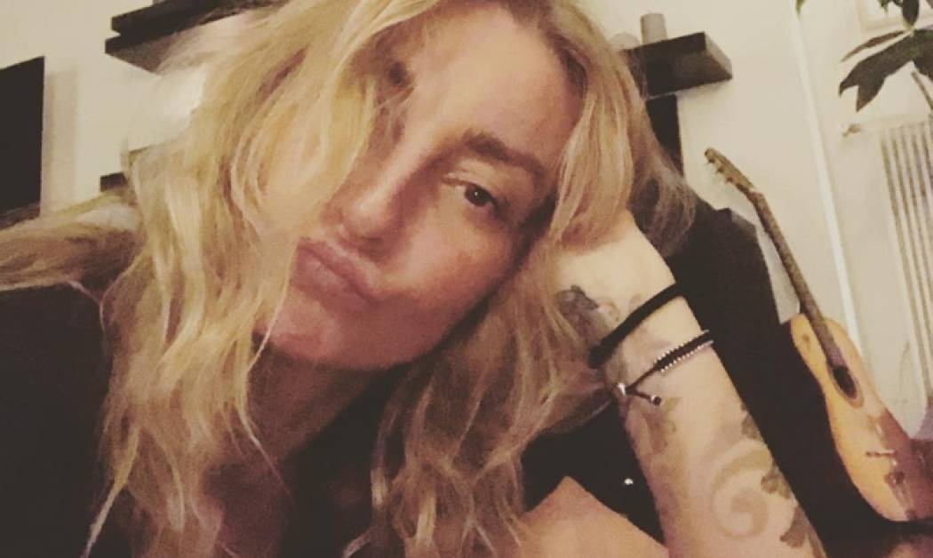 Το μήνυμα της Ρέβη: «Επειδή με ρωτάτε αν η ζωή μου είναι σαν το Instagram μου…»