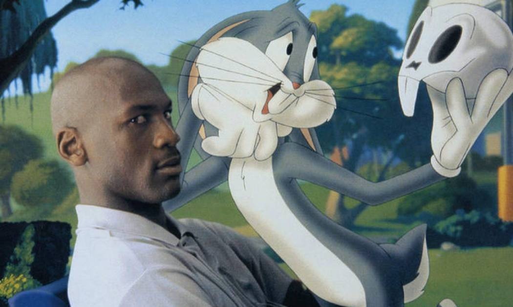 Μετά τον Μichael Jordan: LeBron James & Bugs Bunny στα αποδυτήρια για το Space Jam 2