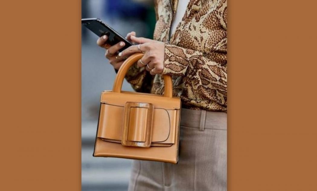 Αυτή είναι η No1 τάση στις τσάντες και είναι "δυνατή"
