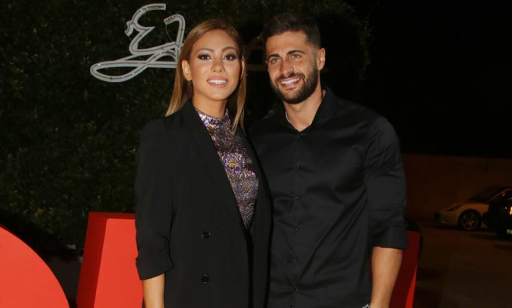 Βασάλος: «Στην Ευρυδίκη στέλνω µηνύµατα κατά τη διάρκεια της εκποµπής και τα βλέπει στο διάλειµµα»