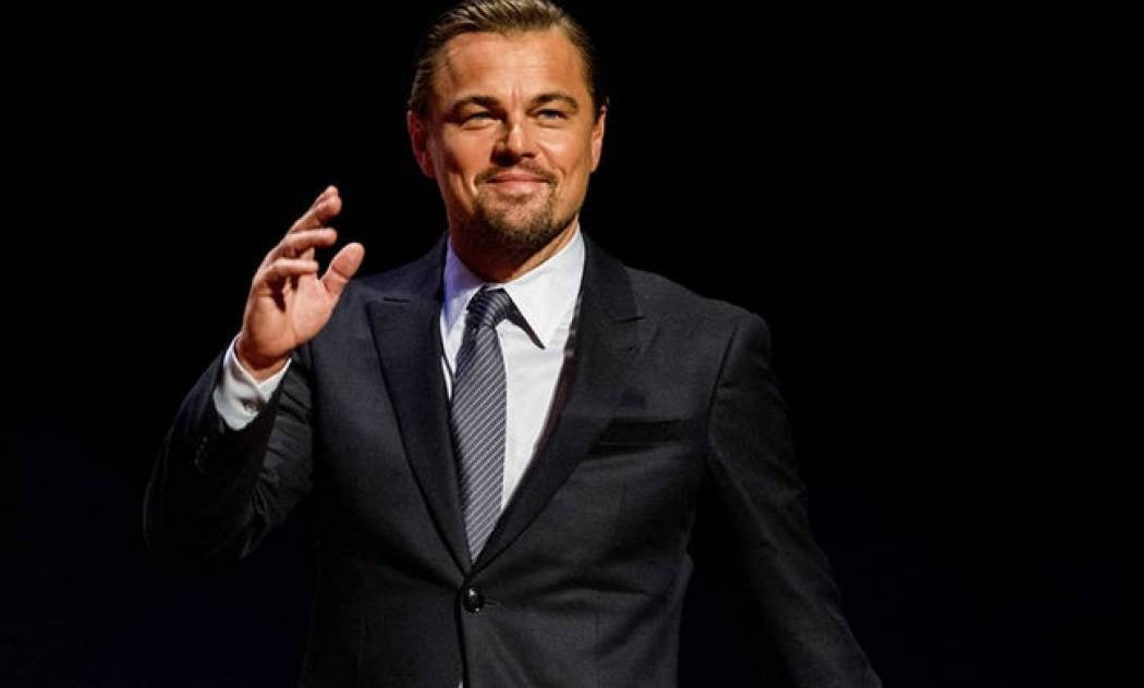 Λαμπερό πάρτι γενεθλίων για τα γενέθλια του ΝτιΚάπριο