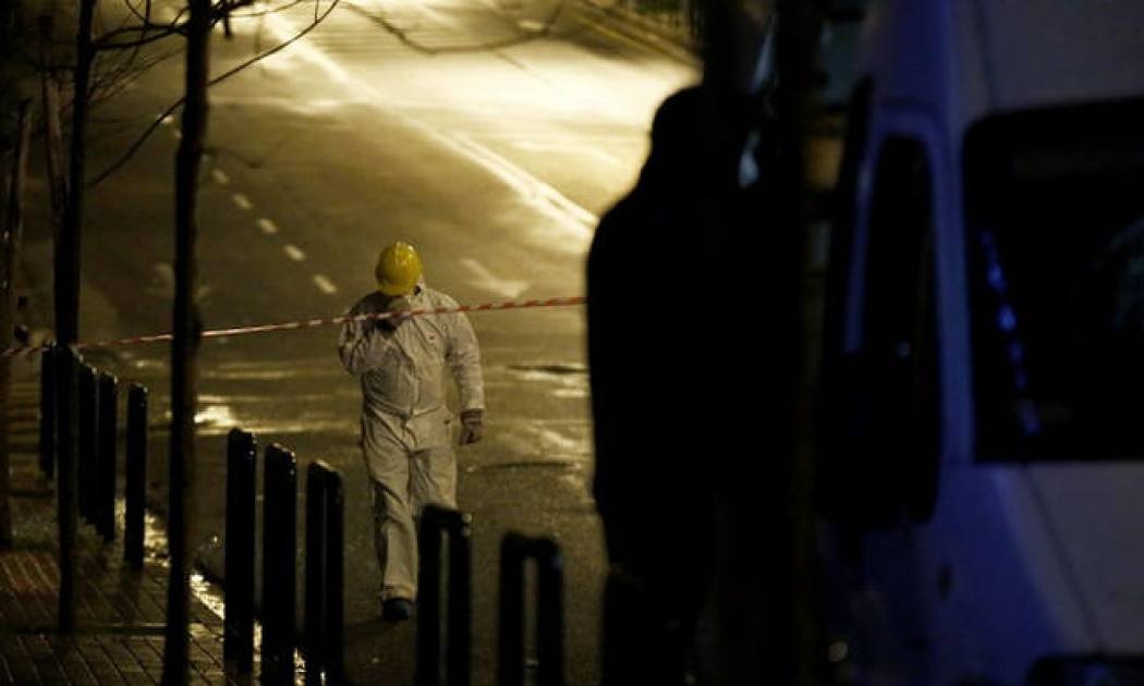 Αττική: Εντοπίστηκε βόμβα σε σπίτι αντεισαγγελέα στο Βύρωνα