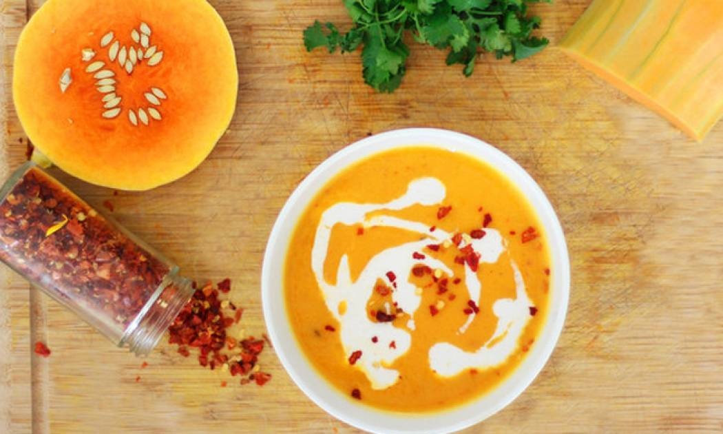 Η συνταγή μου για την πιο νόστιμη βελουτέ κολοκυθόσουπα του χειμώνα!