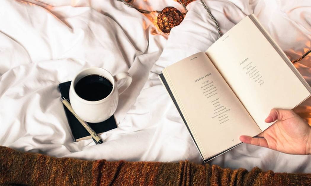 8 τρόποι για να χουχουλιάσεις στο σπίτι μια κρύα ημέρα!