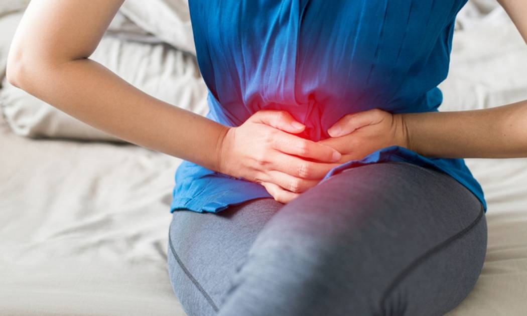 Δυσμηνόρροια: Συμπτώματα, αιτίες και αντιμετώπιση