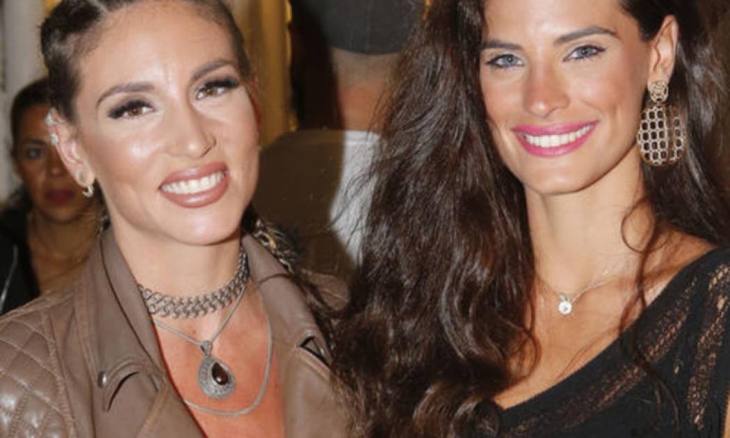 Χριστίνα Μπόμπα και Αθηνά Οικονομάκου: Ο απίθανος χορός τους έγινε viral (video)