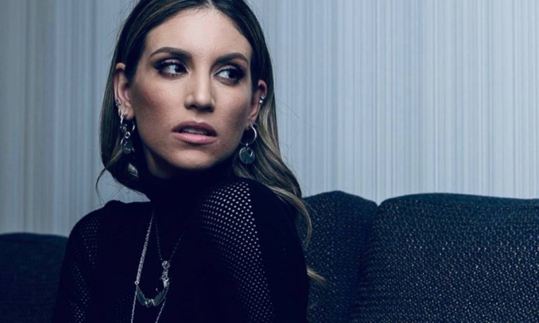 Η φανταστική (και συγκινητική) φωτογραφία της Αθηνάς Οικονομάκου μαζί με τον σύζυγό της