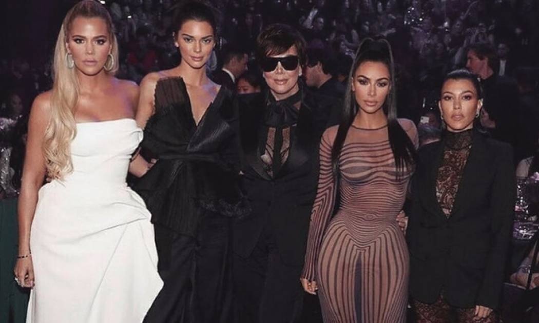 Φέτος οι Κardashians δεν θα έχουν χριστουγεννιάτικη κάρτα και δε φαντάζεσαι το λόγο