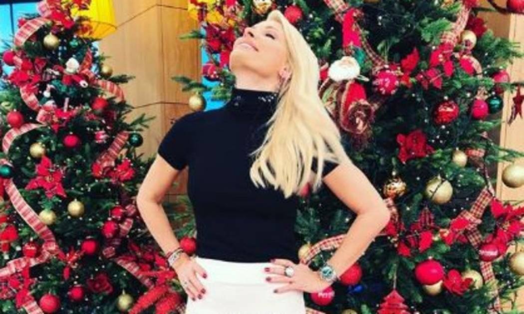 Ελένη Μενεγάκη: Αυτά είναι τα πιο όμορφα Χριστούγεννα με τον Μάκη και τα παιδιά της (pics & vid)