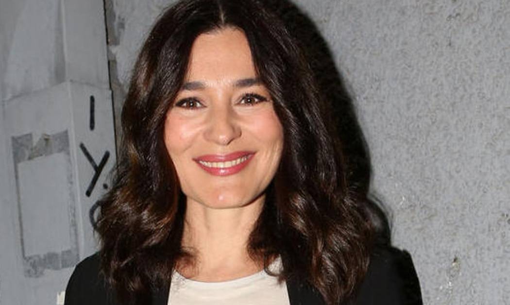 Μαρία Ναυπλιώτου: «Είναι πολύ μεγαλύτερο τίμημα η μοναξιά σε μια σχέση παρά η μοναξιά από επιλογή»