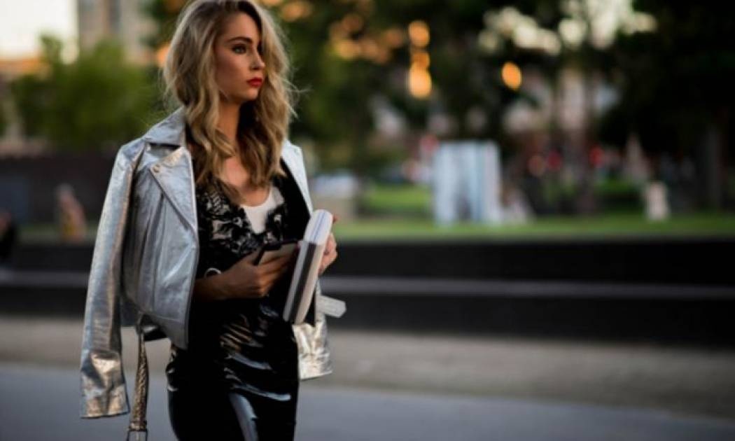 Οι μεγαλύτερες τάσεις στα party dresses του Δεκεμβρίου