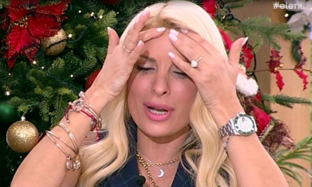 Ελένη Μενεγάκη: «Παναγία μου αρχίζουν τα μάγουλά μου κοκκινίζουν, ιδρώνω…» - Τι της συνέβη;