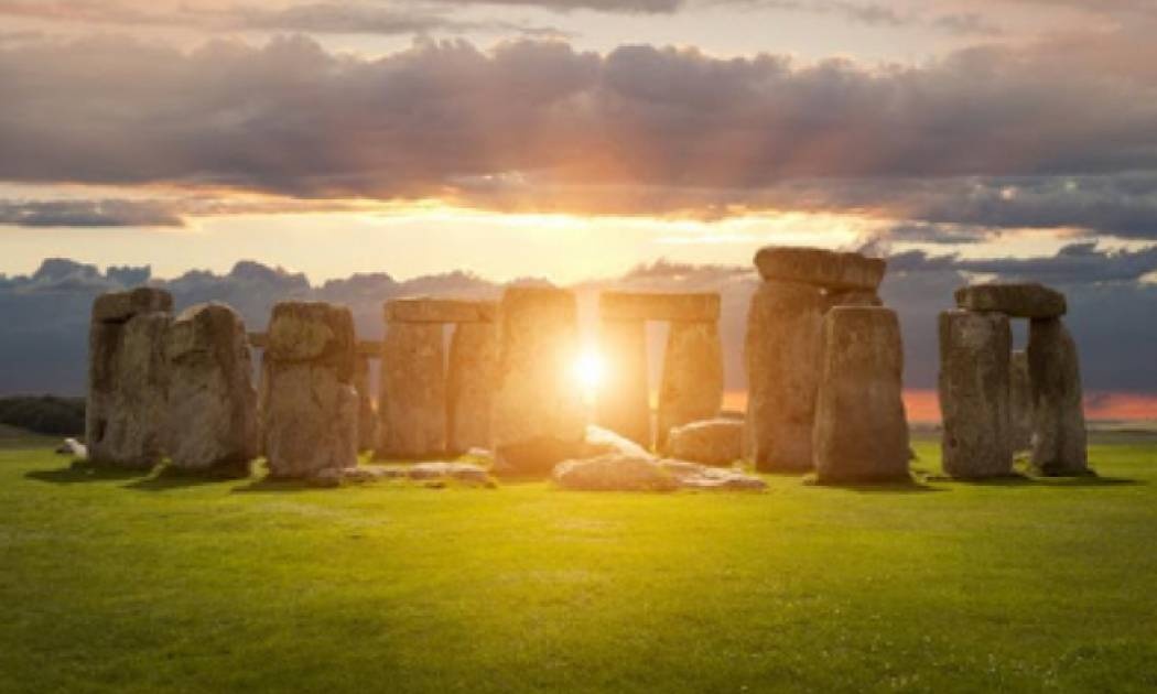 Η τέλεια ευθυγράμμιση των αρχαίων μνημείων (φώτο+βίντεο)