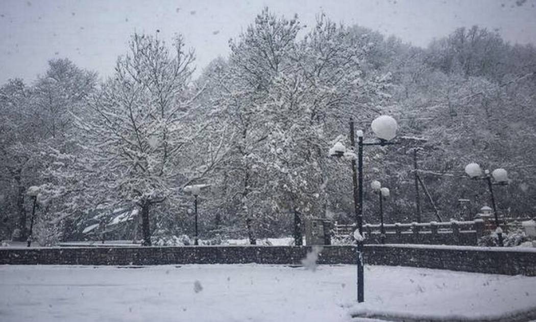 Καιρός - Πρωτοχρονιά: Έρχονται ο «Ραφαήλ» και η «Σοφία» και θα παγώσουν τη χώρα