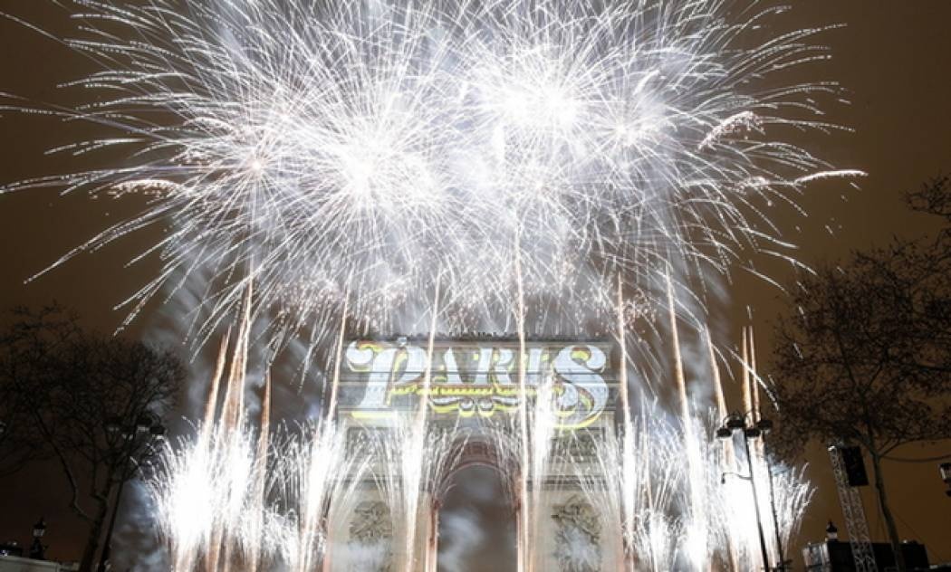 Πυροτεχνήματα, σόου και... ελπίδα - Έτσι υποδέχτηκε ο πλανήτης το 2019