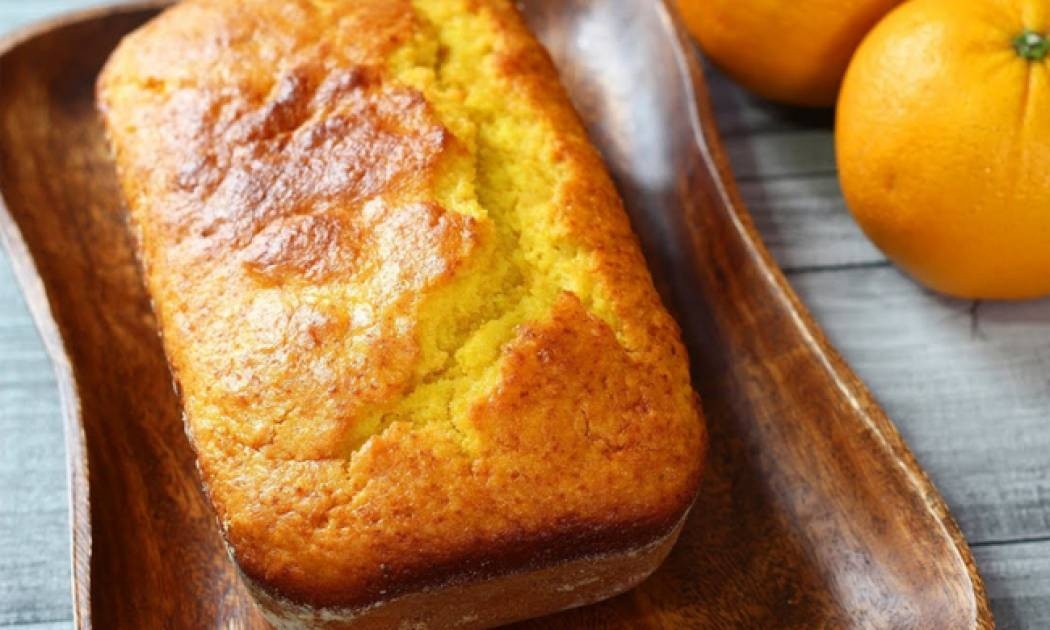 Αφράτο κέικ πορτοκαλιού χωρίς μίξερ (vid)