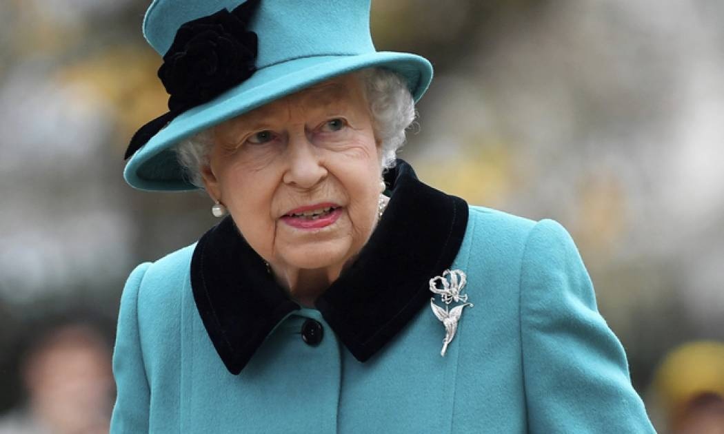 Η ριζική αλλαγή στη ζωή της Βασίλισσας Ελισάβετ και η ψεύτικη είδηση που μας τρόμαξε